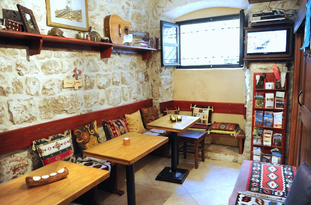 Old Town Hostel Dubrovnik Exterior photo